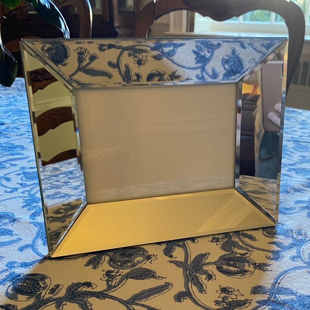 Tahari home picture frames glass 5x7